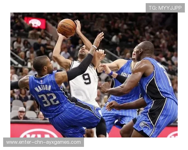 森林狼团队整体协防成为比赛胜利保障